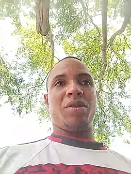 Snapshot of Andreskelly chatting on 03-10-26, 04:45 Andreskelly online show from 03-10-26, 04:45