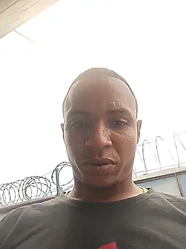 Snapshot of Andreskelly chatting on 03-11-26, 05:41 Andreskelly online show from 03-11-26, 05:41