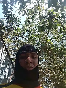 Snapshot of Andreskelly chatting on 03-12-26, 07:53 Andreskelly online show from 03-12-26, 07:53