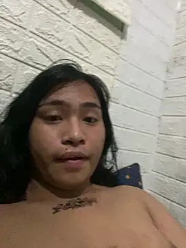 Secretfantasycum online show from 04-19-26, 04:39