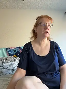 Lenaravenswood online show from 04-25-26, 08:28