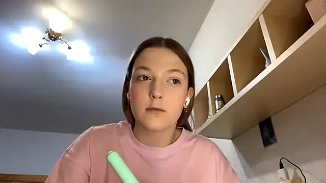 Snapshot of JoshuaBrasil chatting on 12-14-25, 03:28 JoshuaBrasil online show from 12-14-25, 03:28