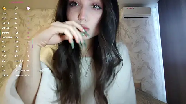 Qwami Amie online show from 03-04-26, 03:23