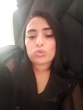 Snapshot of sara_nina chatting on 12-14-25, 08:57 sara nina online show from 12-14-25, 08:57