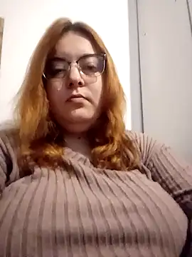 LilithUmbra online show from 12-15-25, 01:59