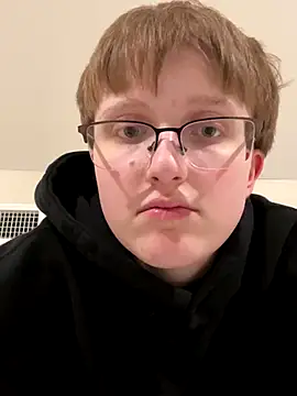 Snapshot of Lassie_Cassie chatting on 12-18-25, 10:05 Lassie Cassie online show from 12-18-25, 10:05