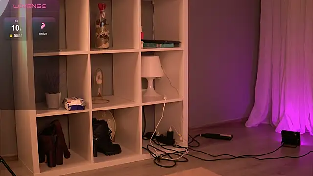 Snapshot of AnneFaris chatting on 02-05-26, 05:34 AnneFaris online show from 02-05-26, 05:34