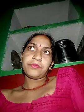 Snapshot of Chayna_singh chatting on 12-15-25, 12:20 Chayna singh online show from 12-15-25, 12:20