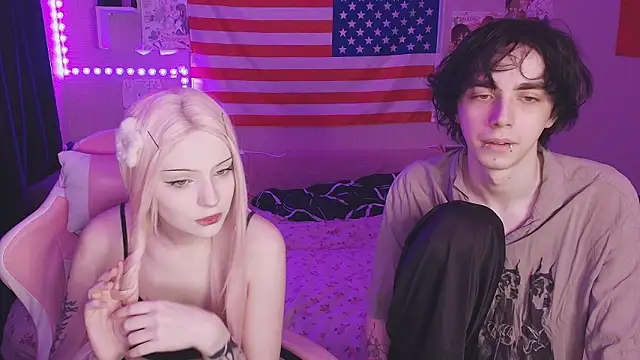 Snapshot of midnight_memories chatting on 02-16-26, 01:13 midnight memories online show from 02-16-26, 01:13