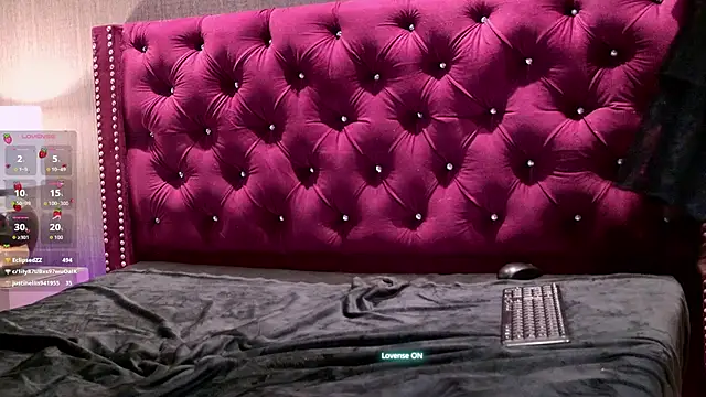 Shelly bat online show from 04-21-26, 02:51