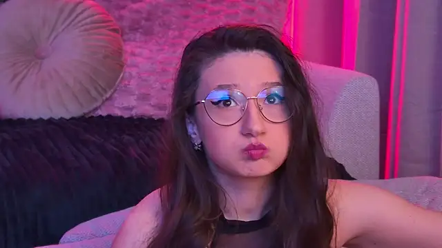 TheaMalekoo online show from 02-08-26, 07:56