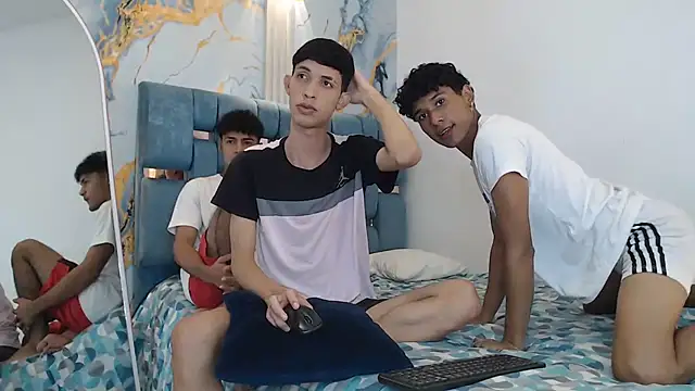 SWEET RABBIT1 online show from 01-06-26, 07:28