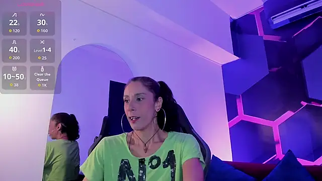 Maya Storm  online show from 04-25-26, 12:52