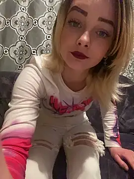 Snapshot of Barbika19 chatting on 03-01-26, 08:11 Barbika19 online show from 03-01-26, 08:11