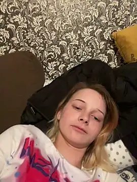 Snapshot of Barbika19 chatting on 03-02-26, 08:15 Barbika19 online show from 03-02-26, 08:15