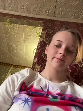 Snapshot of Barbika19 chatting on 03-19-26, 11:14 Barbika19 online show from 03-19-26, 11:14