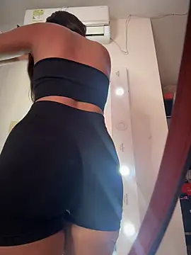 Valeria-escobar online show from 05-07-26, 01:38