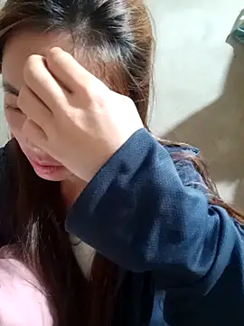 little-effy online show from 04-18-26, 07:07