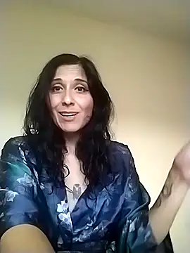 Snapshot of DommeVioleta chatting on 12-16-25, 11:54 DommeVioleta online show from 12-16-25, 11:54