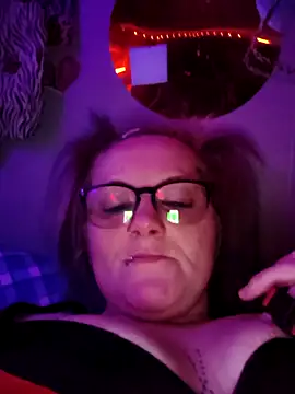 MidnightSeducerxh online show from 03-18-26, 04:21