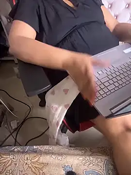 butterflyslay online show from 04-22-26, 02:58