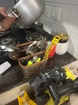 butterflyslay online show from 04-23-26, 03:03