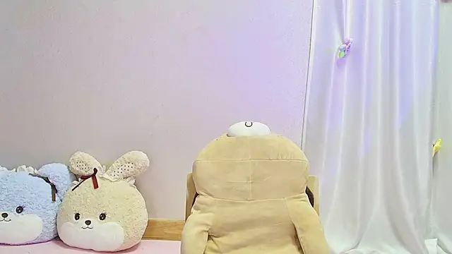Snapshot of Gxhmelx-xiaoxiao chatting on 06-10-26, 03:11 Gxhmelx-xiaoxiao online show from 06-10-26, 03:11