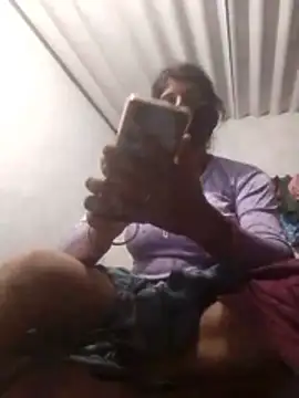 Snapshot of Aaisha_01 chatting on 03-26-26, 04:45 Aaisha 01 online show from 03-26-26, 04:45