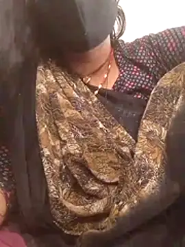 Snapshot of Aaisha_01 chatting on 04-04-26, 09:51 Aaisha 01 online show from 04-04-26, 09:51