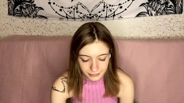 Snapshot of Shining_Robi chatting on 01-11-26, 01:16 Shining Robi online show from 01-11-26, 01:16