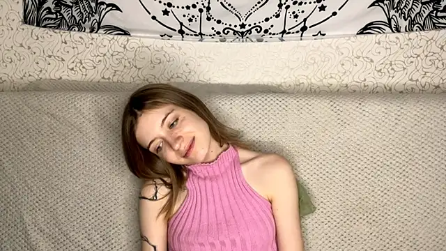 Snapshot of Shining_Robi chatting on 01-16-26, 12:31 Shining Robi online show from 01-16-26, 12:31