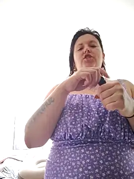 Snapshot of Divine_Pouvoir chatting on 02-05-26, 07:40 Divine Pouvoir online show from 02-05-26, 07:40