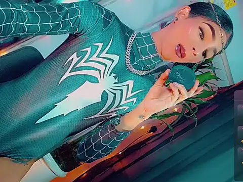 agathaferrer3 online show from 04-25-26, 01:41