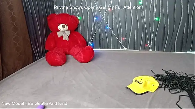 khushigoesnaughty0 online show from 02-09-26, 07:34