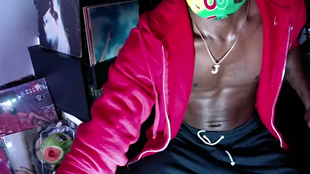 Snapshot of ISLANDBANANA1 chatting on 12-14-25, 06:56 ISLANDBANANA1 online show from 12-14-25, 06:56