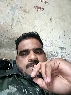 Snapshot of the_7inch_guy chatting on 12-14-25, 02:55 the 7inch guy online show from 12-14-25, 02:55