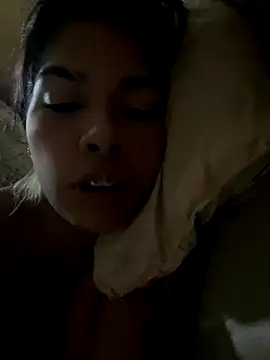 Snapshot of Kendall_Rosee_ chatting on 12-13-25, 07:53 Kendall Rosee online show from 12-13-25, 07:53