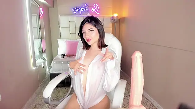 Claireuwu1 online show from 02-06-26, 07:17