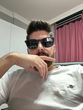 Snapshot of berke3424 chatting on 02-07-26, 12:58 berke3424 online show from 02-07-26, 12:58