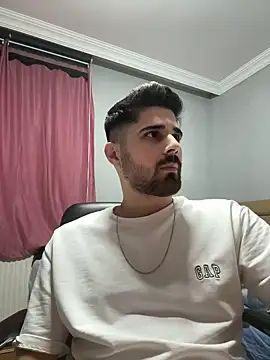 Snapshot of berke3424 chatting on 03-09-26, 11:20 berke3424 online show from 03-09-26, 11:20