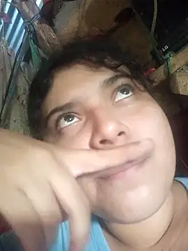 Snapshot of Rousse_uwu chatting on 02-03-26, 10:26 Rousse uwu online show from 02-03-26, 10:26