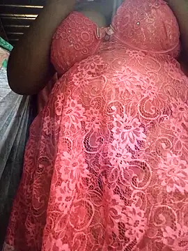 Snapshot of Rousse_uwu chatting on 02-05-26, 02:43 Rousse uwu online show from 02-05-26, 02:43