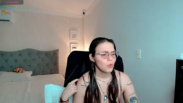 lexalove doll online show from 04-24-26, 01:57