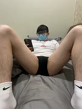 YourBoYyyyyyyy online show from 04-03-26, 09:18