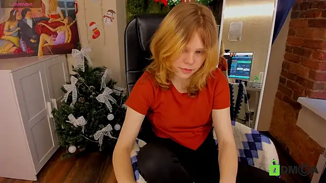 Snapshot of Soft_Flame chatting on 01-16-26, 10:52 Soft Flame online show from 01-16-26, 10:52