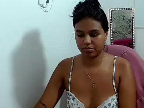Snapshot of Shawnycarson chatting on 05-14-26, 05:31 Shawnycarson online show from 05-14-26, 05:31