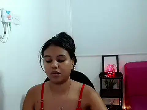 Snapshot of Shawnycarson chatting on 06-03-26, 06:02 Shawnycarson online show from 06-03-26, 06:02
