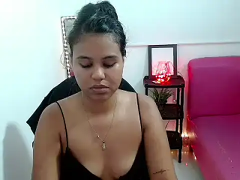 Snapshot of Shawnycarson chatting on 06-04-26, 06:14 Shawnycarson online show from 06-04-26, 06:14