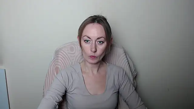 LiaSeass  online show from 04-06-26, 12:17