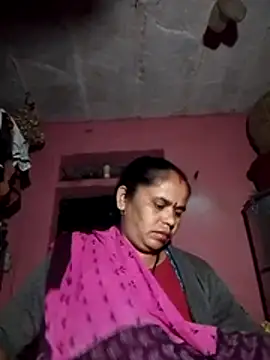 Snapshot of Cut_itri383 chatting on 12-13-25, 09:42 Cut itri383 online show from 12-13-25, 09:42